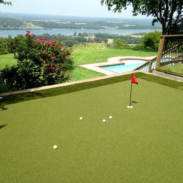 Golf and Putting Greens with Artificial Grass