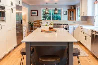 Inspiration for a kitchen remodel in Seattle