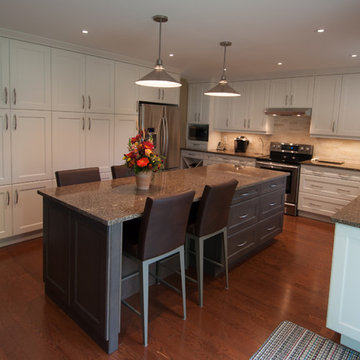 Millcroft Transitional Kitchen