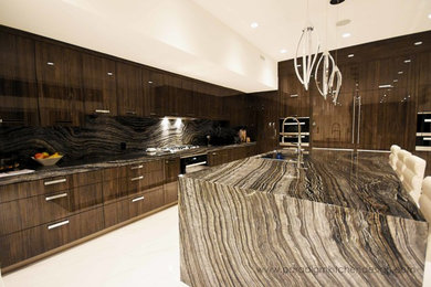 Trendy kitchen photo in Vancouver