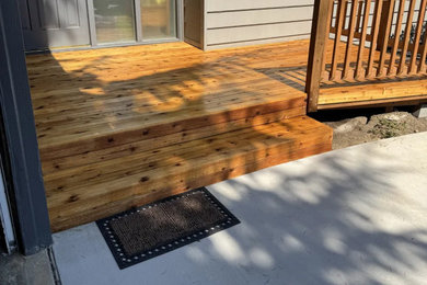 Elegant deck photo in Seattle
