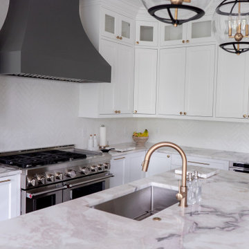 East Cobb beautiful and magnificent kitchen
