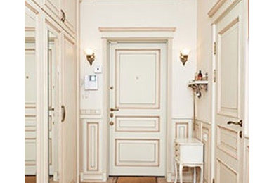 Design ideas for a classic entrance in Other.