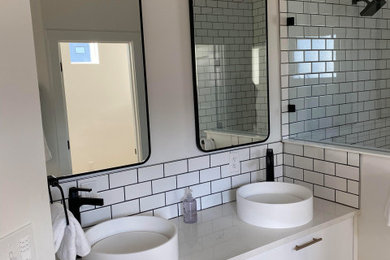 Bathroom - bathroom idea in Denver