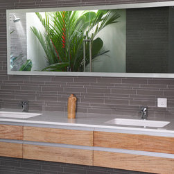 Island Stone Smoke Linear Glass Bath - Tile