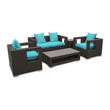 Side yard chill space