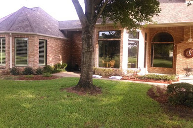 Inspiration for a contemporary exterior home remodel in Houston