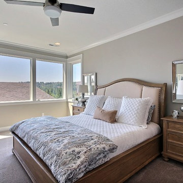 The Master Suite - The Deerhaven in Camas, Wa