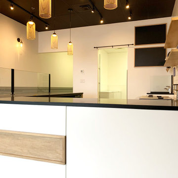 Ice Cream shop-Black Countertop with L type carpentry