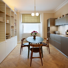 kitchen table/chairs
