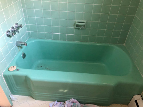 To keep or not to keep original mint green American Standard tub