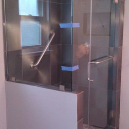 Frameless Shower - Showerheads And Body Sprays