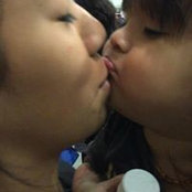 Mj Hernandez's photo
