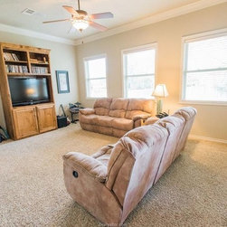 5302 Riviera Ct - Products