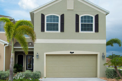 Inspiration for a timeless exterior home remodel in Orlando