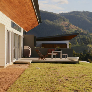 Stokers Siding House