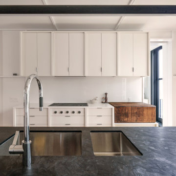 Greenpoint Townhouse - Sick House, Brick Garden