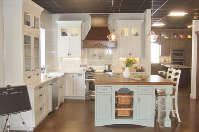Example of a kitchen design in St Louis