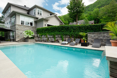 Design ideas for a contemporary swimming pool in Montreal.