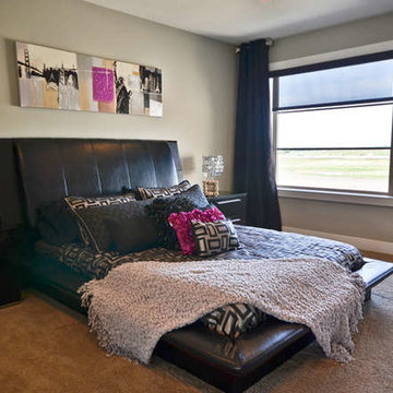 Entity Showhome in College woods