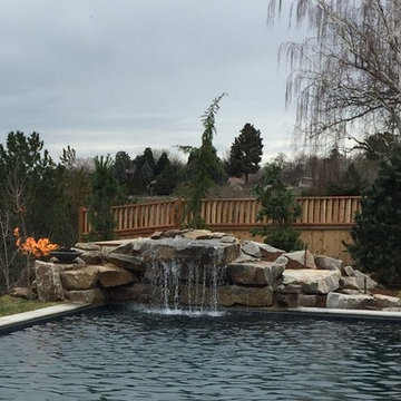 Water Feature Play Pool