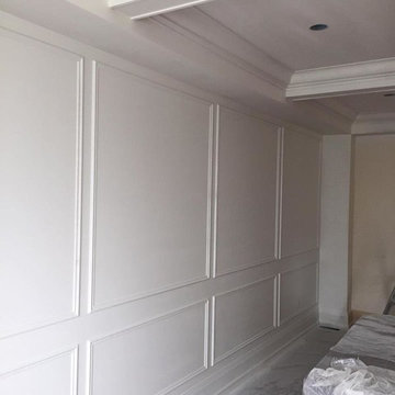 wainscoting and applied moulding