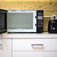 How to Get Your Microwave Squeaky Clean