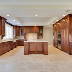 Traditional Kitchen Cabinets - Kitchen Cabinetry