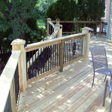 Pressure Treated deck with diamond dental molding & Diamond King Post,