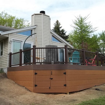 Hales Corners, WI - Composite Deck