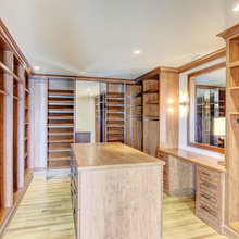 555 Master bedroom