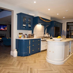 Steel look aluminium windows - Internal Doors