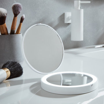 Smedbo make-up mirrors