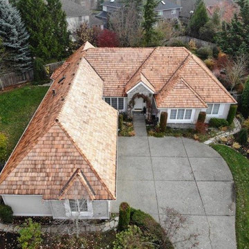 After Photo: Medium Untreated Resawn Cedar Shakes - Sammamish, WA