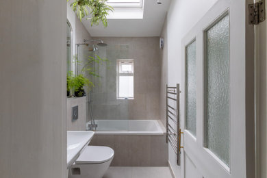 This is an example of a small contemporary bathroom in London.