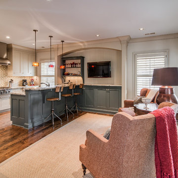 Kitchen Sitting Area