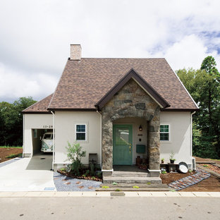 他の地域のカントリー風おしゃれな家の外観 (切妻屋根) の写真