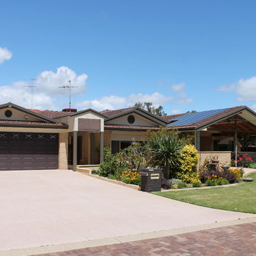 Swan Close