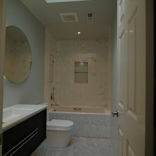 contemporary bathroom with tub