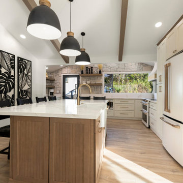 Pupukea Estate: One Acre on the North Shore, Main House and Cottage Renewed