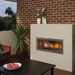 Regency Horizon HZO42 modern outdoor gas fireplace - Outdoor Fireplaces