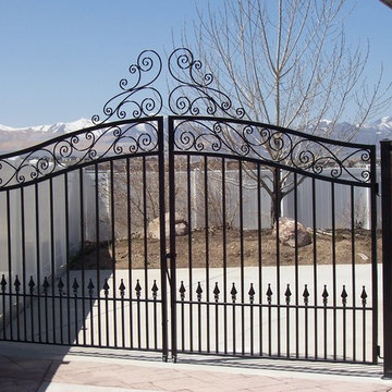 Castlebrook Driveway Gate