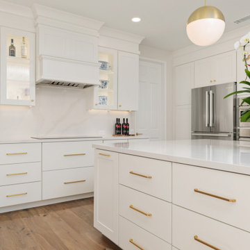 Classic white and gold kitchen