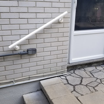 ADA Exterior Handrailing