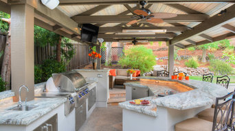 Alamo Outdoor Kitchen and Living Space