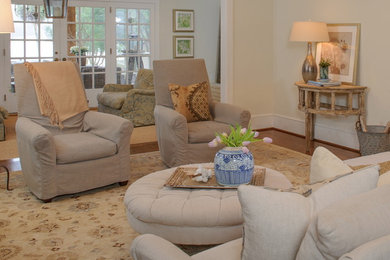 Elegant living room photo in Miami