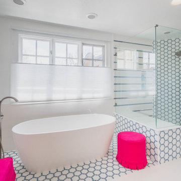 Freestanding Tub & Shower