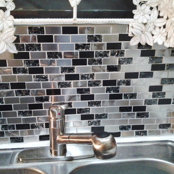 Eden Mosaic Tile Installations: Stainless Steel And Crackled Glass Mix Tile