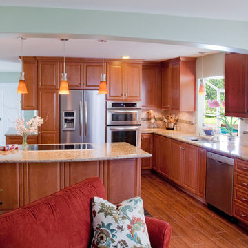 Custom Kitchen Cabinets