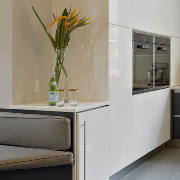 Spacious Contemporary Kitchen in New Jersey